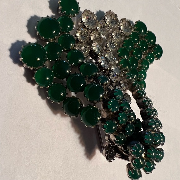 Vintage Rare Design Mimi di Niscemi Emerald & Crystal Rhinestone signed Brooch - Picture 4 of 12